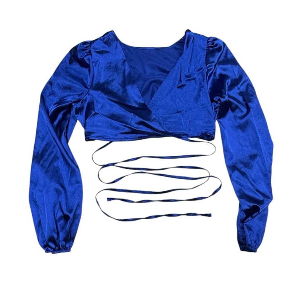 SHEIN size medium long sleeve wrap style blouse top in perfect condition shirt!